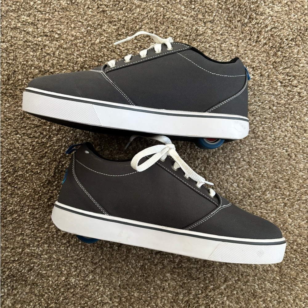 NEW Woman’s Size 11 Heelys